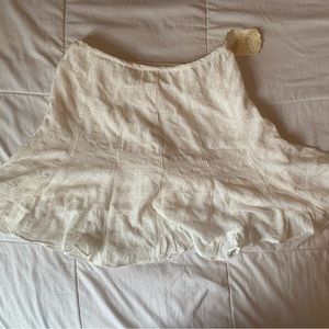 Altar’d state off white skort